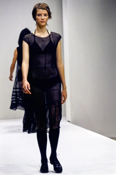 Look 12